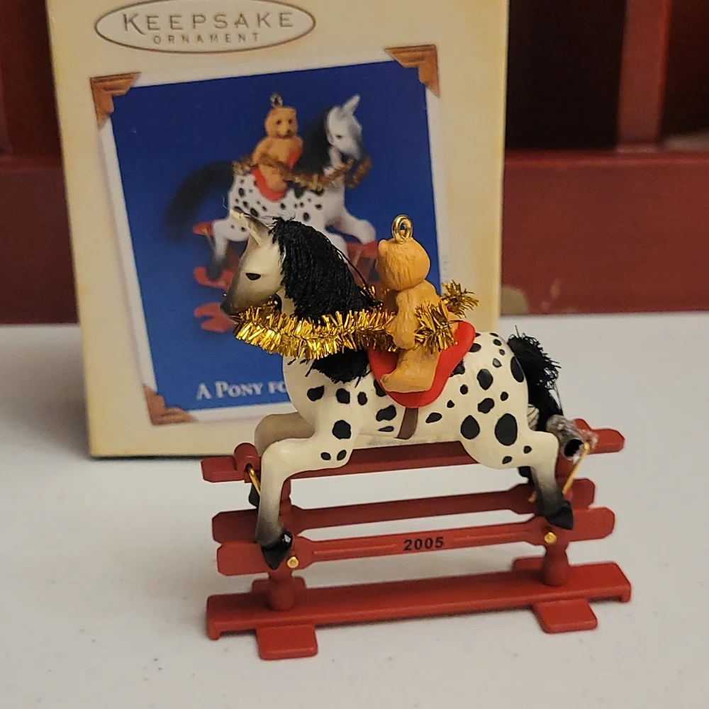 Hallmark Ornament A Pony For Christmas 2005 New In Box